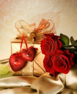 gold-gift-red-hearts